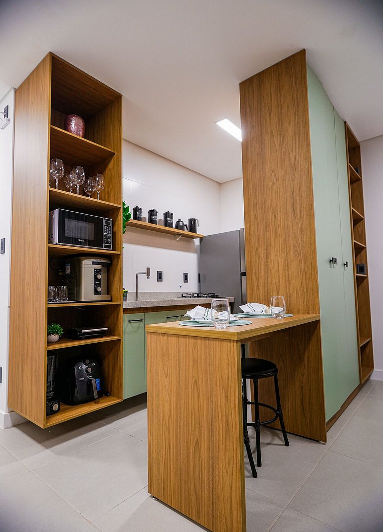 44A Studio luxo sofisticado com home office - Moov