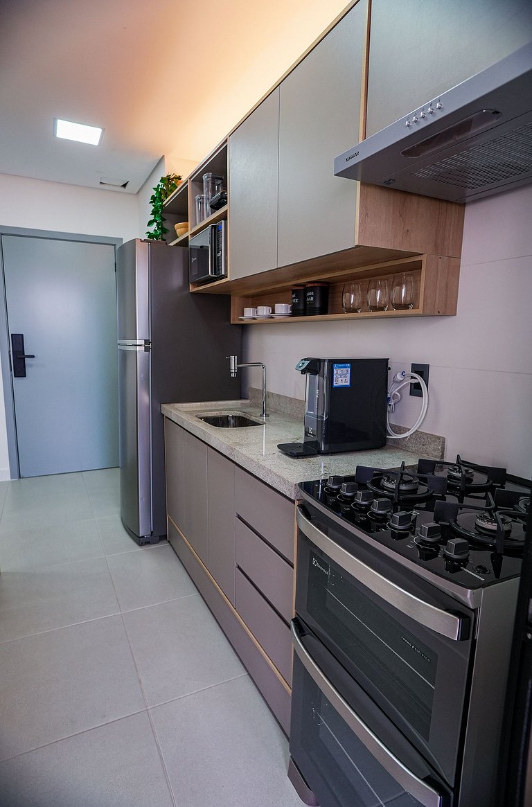 45B Apto premium elegante com suíte queen - Moov