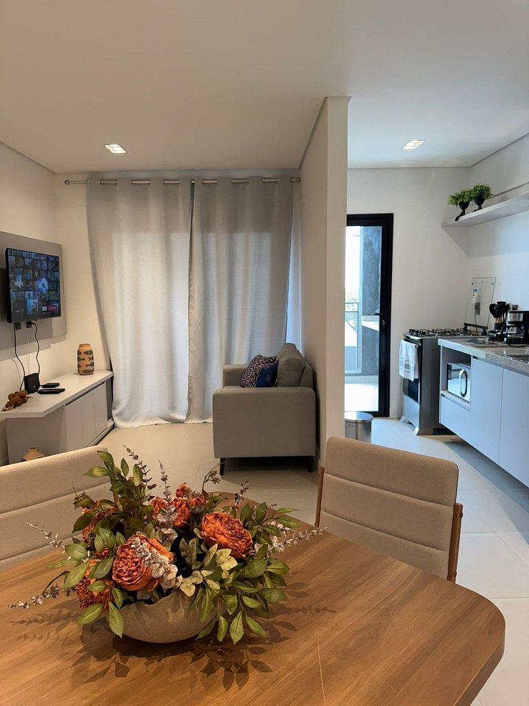 16B Apto Suite Queen + 2 Camas no Moov Smart Home