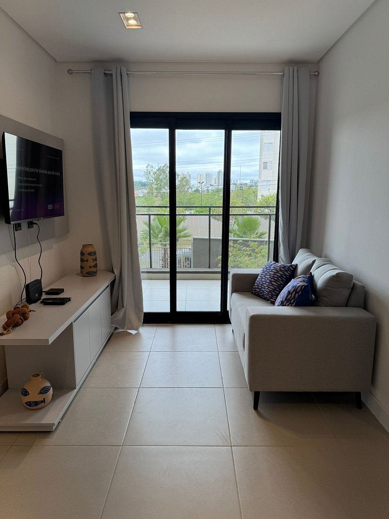 16B Apto Suite Queen + 2 Camas no Moov Smart Home