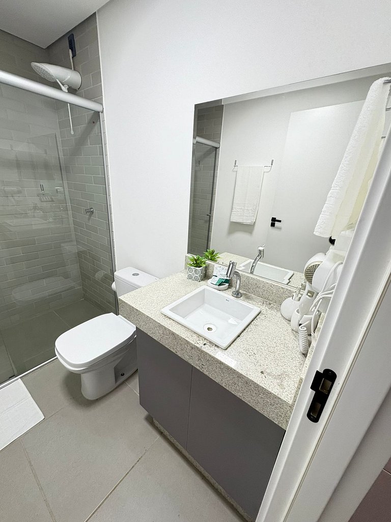 63B Studio exclusivo moderno com TV giratória