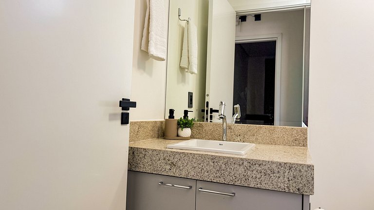 76B Apto Moderno p/ 6 Pessoas Moov Smart Home