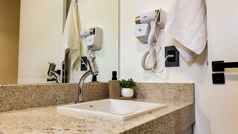 76B Apto Moderno p/ 6 Pessoas Moov Smart Home