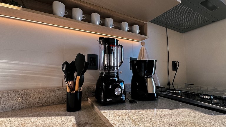 32A Apto Luxuoso com Suite Queen - Moov Smart Home