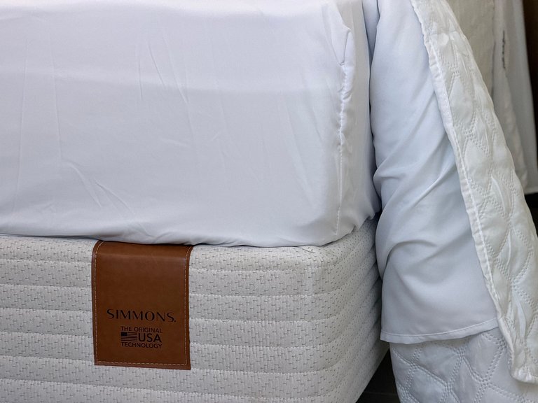 51A Apto premium sofisticado com cama Simmons