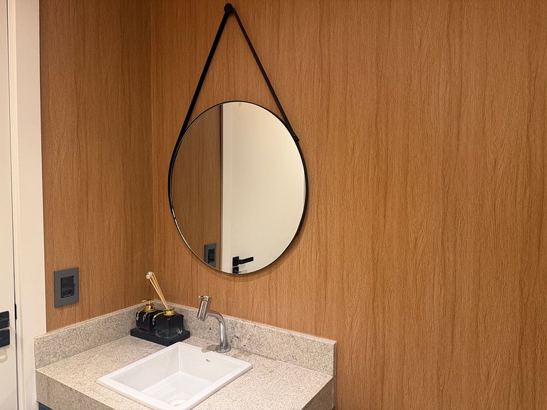 63A Studio luxo com decoração retrô - Moov Smart